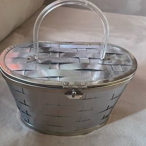 Silver metal bucket purse never been used